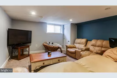 814 S Clinton Street S, Baltimore, MD 21224 - Photo 24