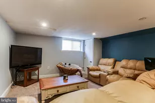 814 S Clinton Street S, Baltimore, MD 21224 - Photo 24