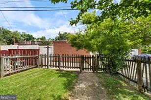 3733 Beech Ave, Baltimore, MD 21211 - Photo 8