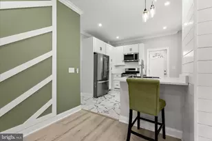 2810 Grantley Ave, Baltimore, MD 21215 - Photo 10