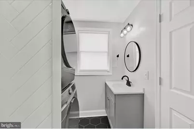2 W Barney Street, Baltimore, MD 21230 - Photo 12