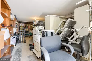 416 E 25th St, Baltimore, MD 21218 - Photo 18