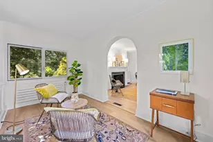 2403 Ken Oak Rd, Baltimore, MD 21209 - Photo 8