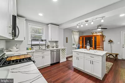 202 E Lafayette Avenue, Baltimore, MD 21202 - Photo 10