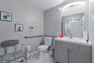3211 Batavia Ave, Baltimore, MD 21214 - Photo 12