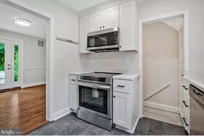 829 Glen Allen Drive, Baltimore, MD 21229 - Photo 14