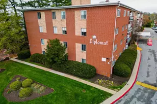 3737 Clarks Ln, Baltimore, MD 21215 - Photo 2