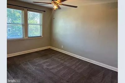 908 Wildwood, Baltimore, MD 21229 - Photo 12