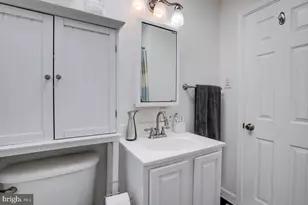 3574 Benzinger, Baltimore, MD 21229 - Photo 18