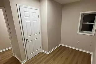 2317 E Fayette Street E, Baltimore, MD 21224 - Photo 16