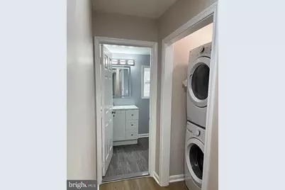 2317 E Fayette Street E, Baltimore, MD 21224 - Photo 20