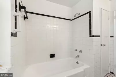 3601 Greenway #406, Baltimore, MD 21218 - Photo 22