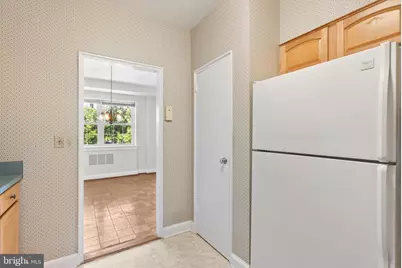 3601 Greenway #406, Baltimore, MD 21218 - Photo 8