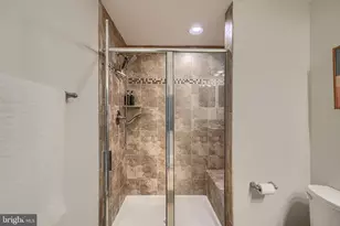 3234 O'Donnell St, Baltimore, MD 21224 - Photo 18