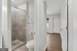 316 E 25th St, Baltimore, MD 21218 - Photo 20