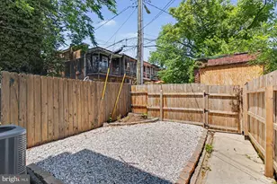 316 E 25th St, Baltimore, MD 21218 - Photo 26