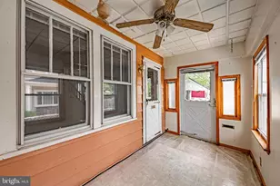 1302 Cox St, Baltimore, MD 21211 - Photo 6
