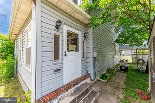 1302 Cox St, Baltimore, MD 21211 - Photo 6