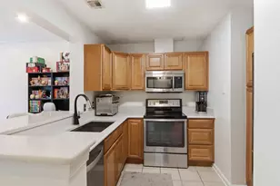 23 Pierside Dr, Baltimore, MD 21230 - Photo 12