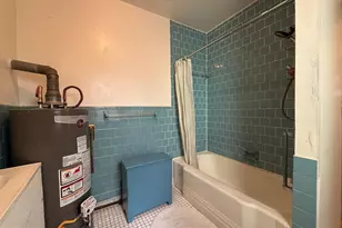 1631 Shakespeare St, Baltimore, MD 21231 - Photo 8