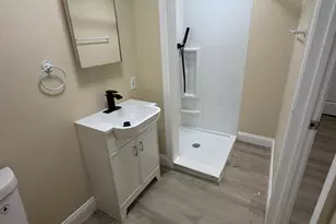1904 E Lanvale St, Baltimore, MD 21213 - Photo 12