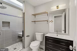 412 East Ave, Baltimore, MD 21224 - Photo 10