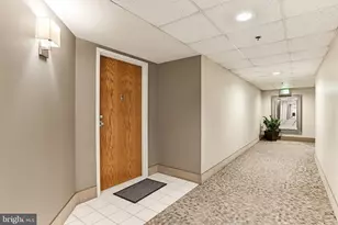 960 Fell St, Baltimore, MD 21231 - Photo 6