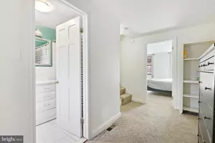 24 E Hamburg St, Baltimore, MD 21230 - Photo 16