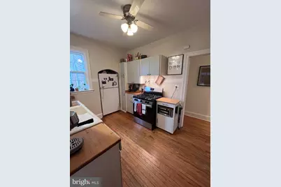 4036 Roland Avenue #1, Baltimore, MD 21211 - Photo 8