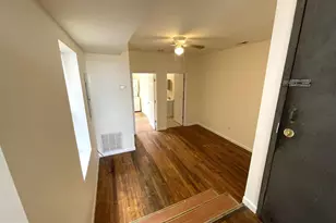 1021 N Caroline St, Baltimore, MD 21205 - Photo 10