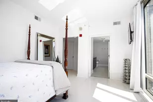 675 President, Baltimore, MD 21202 - Photo 16