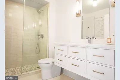 675 President #1505, Baltimore, MD 21202 - Photo 14