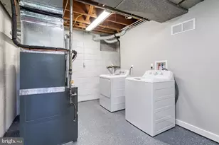 633 Lucia Ave, Baltimore, MD 21229 - Photo 18