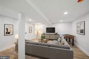 306 Lyndhurst St, Baltimore, MD 21229 - Photo 6