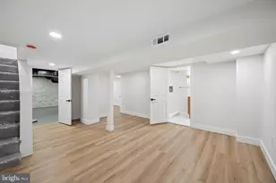 306 Lyndhurst St, Baltimore, MD 21229 - Photo 28