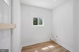 306 Lyndhurst St, Baltimore, MD 21229 - Photo 12