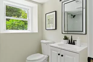 1118 E 36th St, Baltimore, MD 21218 - Photo 26