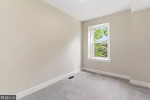 1118 E 36th St, Baltimore, MD 21218 - Photo 30