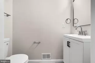 1624 Hazel St, Baltimore, MD 21226 - Photo 6