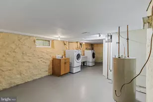 5115 Maple Park Ave, Baltimore, MD 21207 - Photo 32