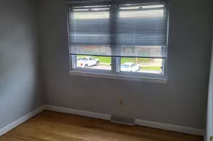 4410 Falls Bridge Dr, Baltimore, MD 21211 - Photo 4