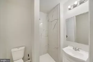 1813 N Bentalou St, Baltimore, MD 21216 - Photo 14