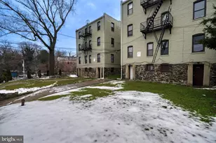 2111 Park Ave, Baltimore, MD 21217 - Photo 22