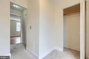 42 E Hamburg Street E, Baltimore, MD 21230 - Photo 22
