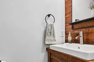 1406 Jackson St, Baltimore, MD 21230 - Photo 8