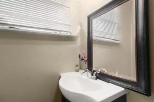 1031 Edmondson Ave, Baltimore, MD 21223 - Photo 54