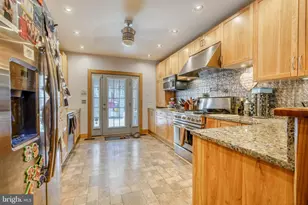343 S Bouldin St, Baltimore, MD 21224 - Photo 8