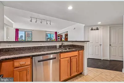 414 Water Street #1603, Baltimore, MD 21202 - Photo 12