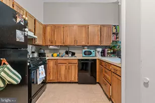 1728 Bolton St, Baltimore, MD 21217 - Photo 12