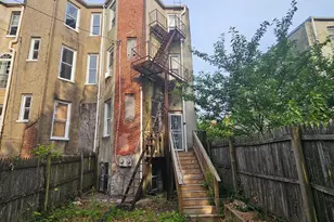 813 N Fulton Ave, Baltimore, MD 21217 - Photo 16